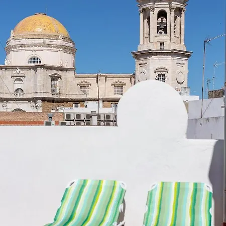 Apartamento La Casa De El Populo شقة كاديز